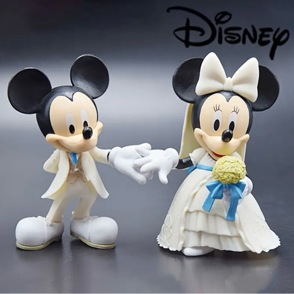Minny and Mickey Mouse Wedding Day - Picture 1 of 16